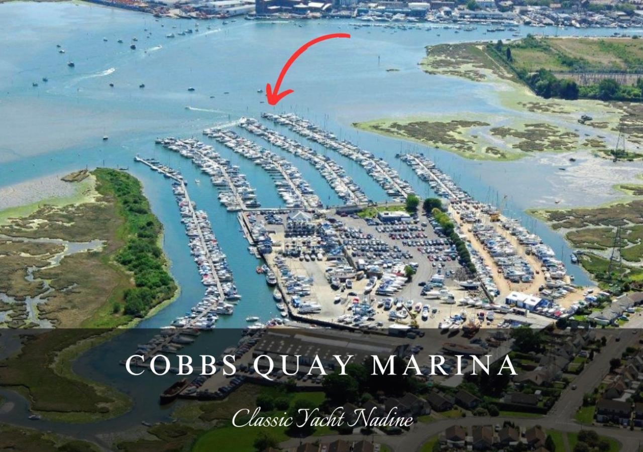 Classic Yacht Nadine In Poole Harbour, Dorset, With A Hot Tub Jacuzzi Exteriör bild