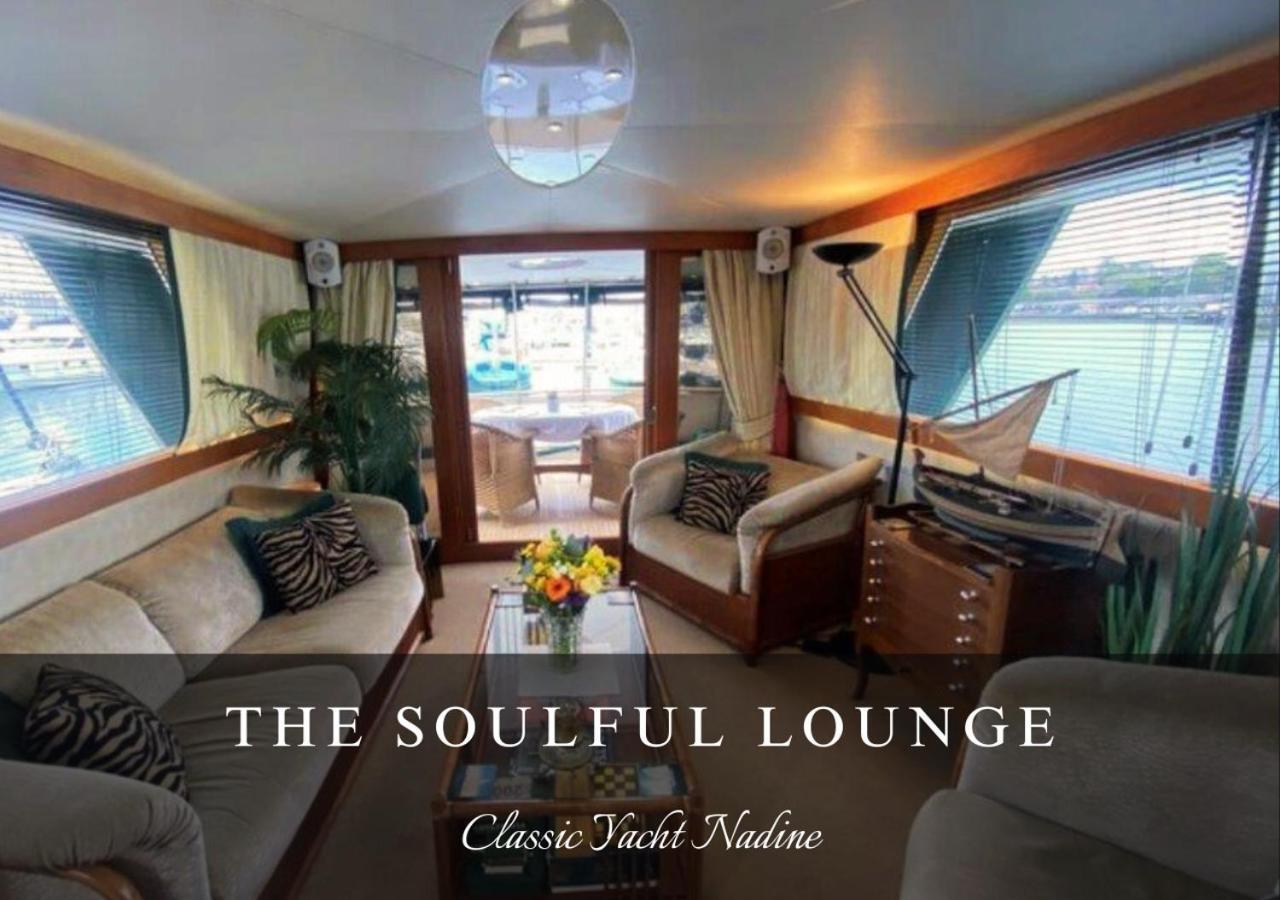 Classic Yacht Nadine In Poole Harbour, Dorset, With A Hot Tub Jacuzzi Exteriör bild