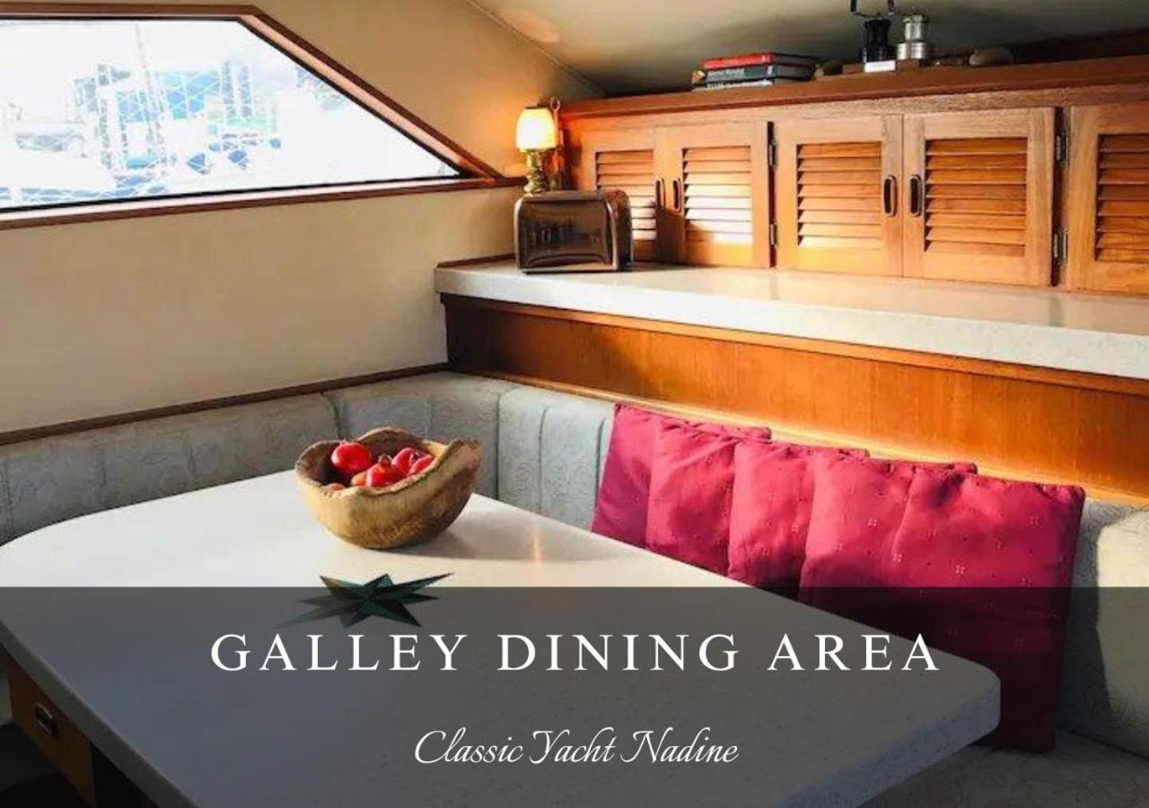 Classic Yacht Nadine In Poole Harbour, Dorset, With A Hot Tub Jacuzzi Exteriör bild
